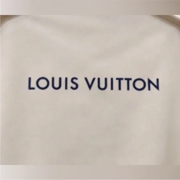 Louis Vuitton Travel Garment Cover - Picture 3 of 5